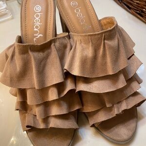 Camel Betann shoes- size 10